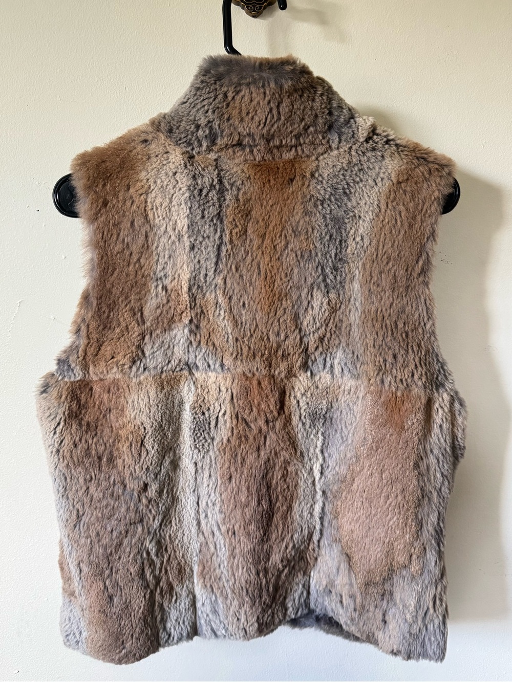 Genuine Rabbit Fur Vest Size Medium - Picture 4 of 5